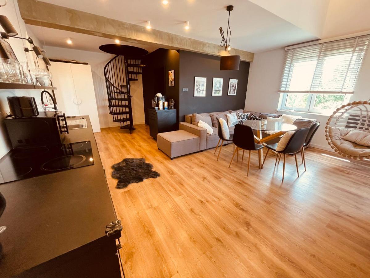 Apartamenty Ktw Penthouse Z Tarasem Katowice Exteriör bild